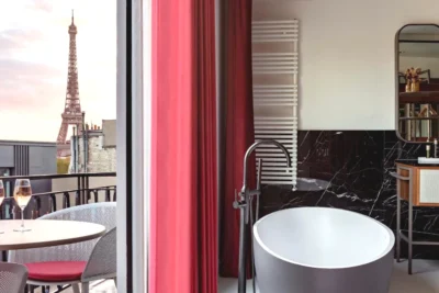 Balcon avec vue sur la tour Eiffel Villa Marquis member of Meliá Collection Eiffel Tower Paris