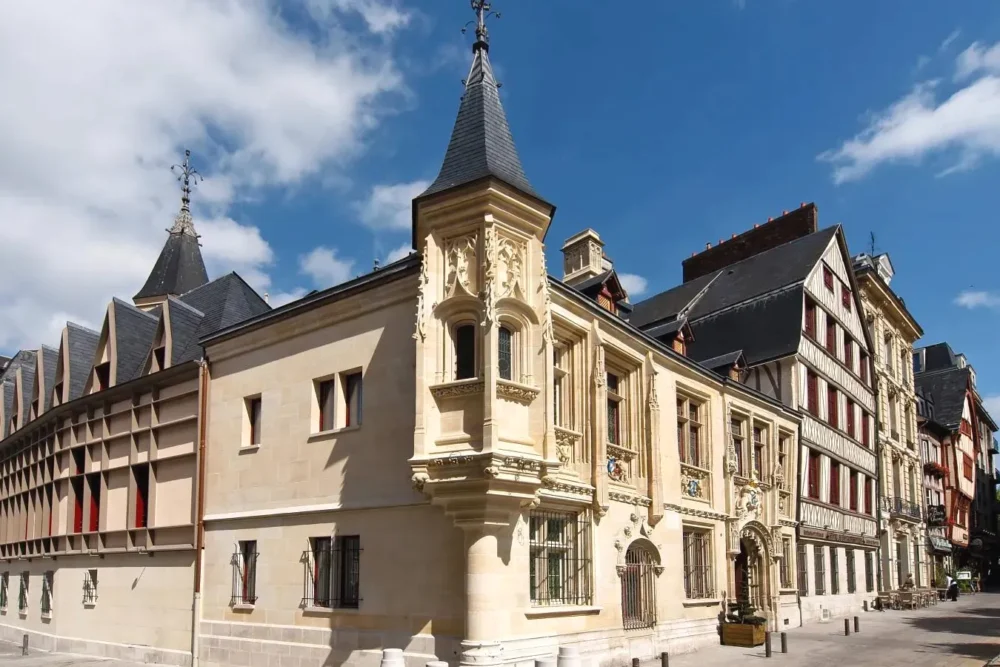 Hôtel de Bourgtheroulde, Autograph Collection