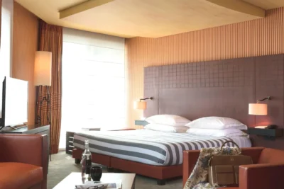 H5star Expert Score Hotel Square