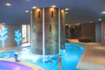 Piscine avec baignoire Château d'Augerville Golf & Spa Resort TemptingPlaces Collection